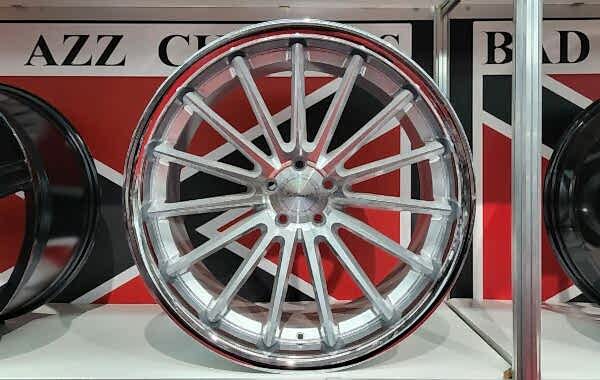 LCP12 silber chrom 9×20/10.5×20 5×112/5×120 Preis pro Stück: 549,99€/699,00€ 9×22/10.5×22 5×112 Preis pro Stück: 649,00€/749,00€ 2