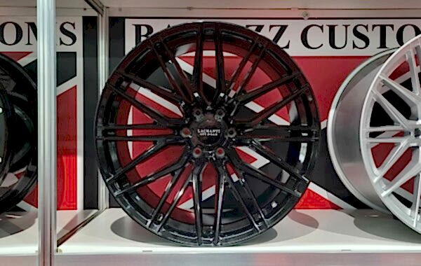 OF27 12×22 schwarz glanz 2