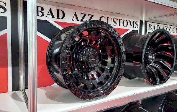 OF6 10×20/12×20 schwarz glanz 1