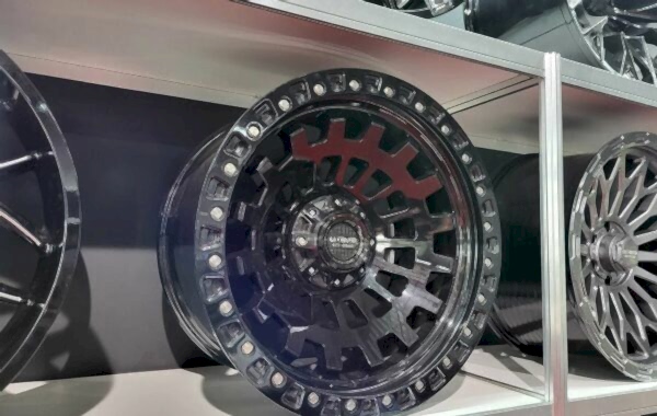 OF6 12×22 schwarz glanz 1